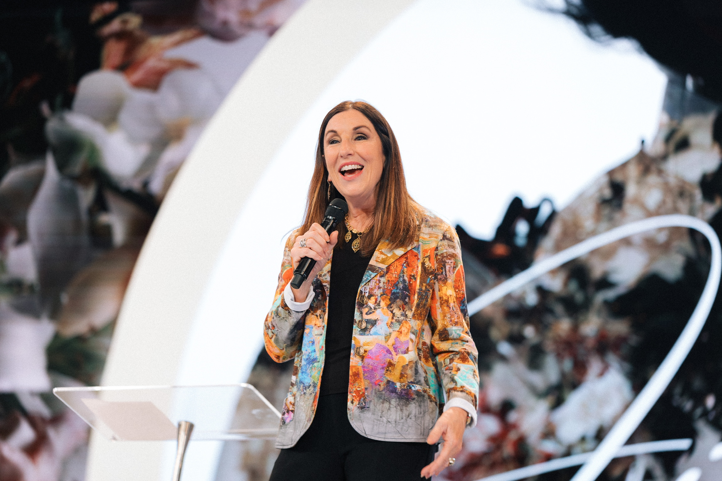 Pastor Wendy Treat